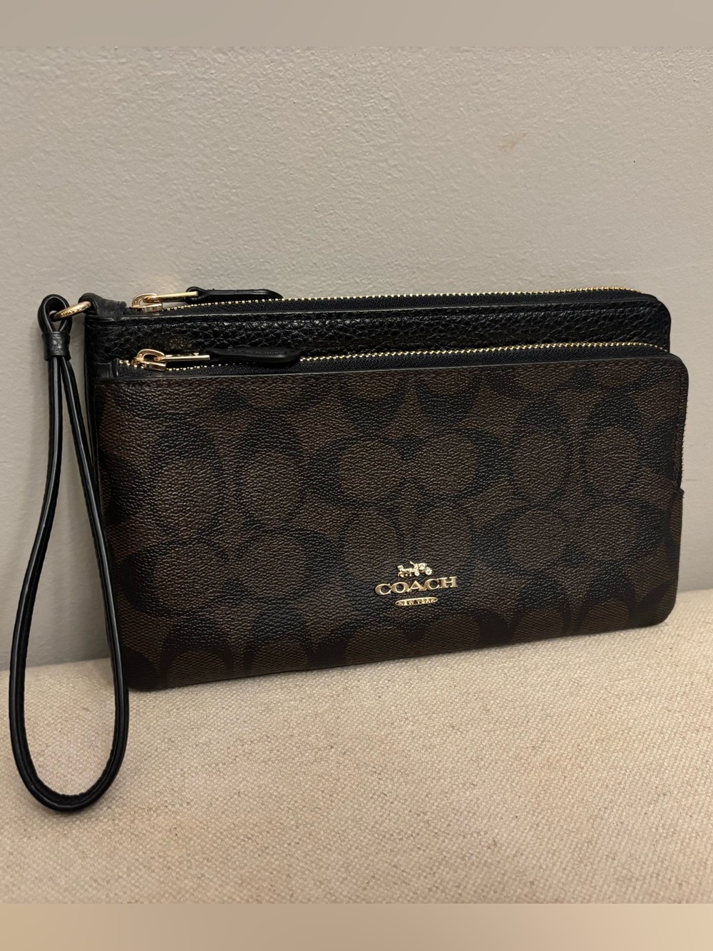 Coach Double Zip Wallet Wristlet Signature Canvas Brown Black CX161 EUC